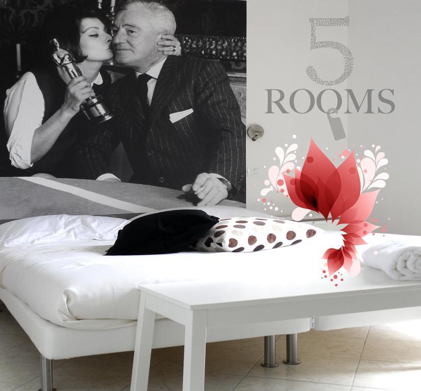 5 Rooms Affittacamere ชิวิตาเวกเกีย ห้อง รูปภาพ