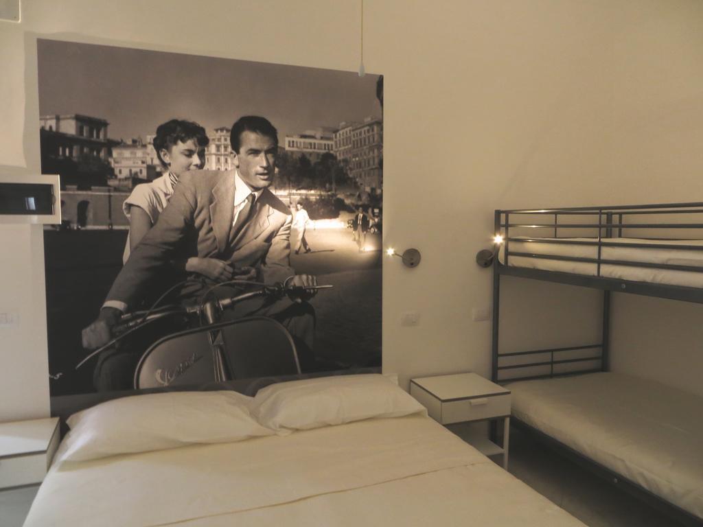 5 Rooms Affittacamere ชิวิตาเวกเกีย ห้อง รูปภาพ
