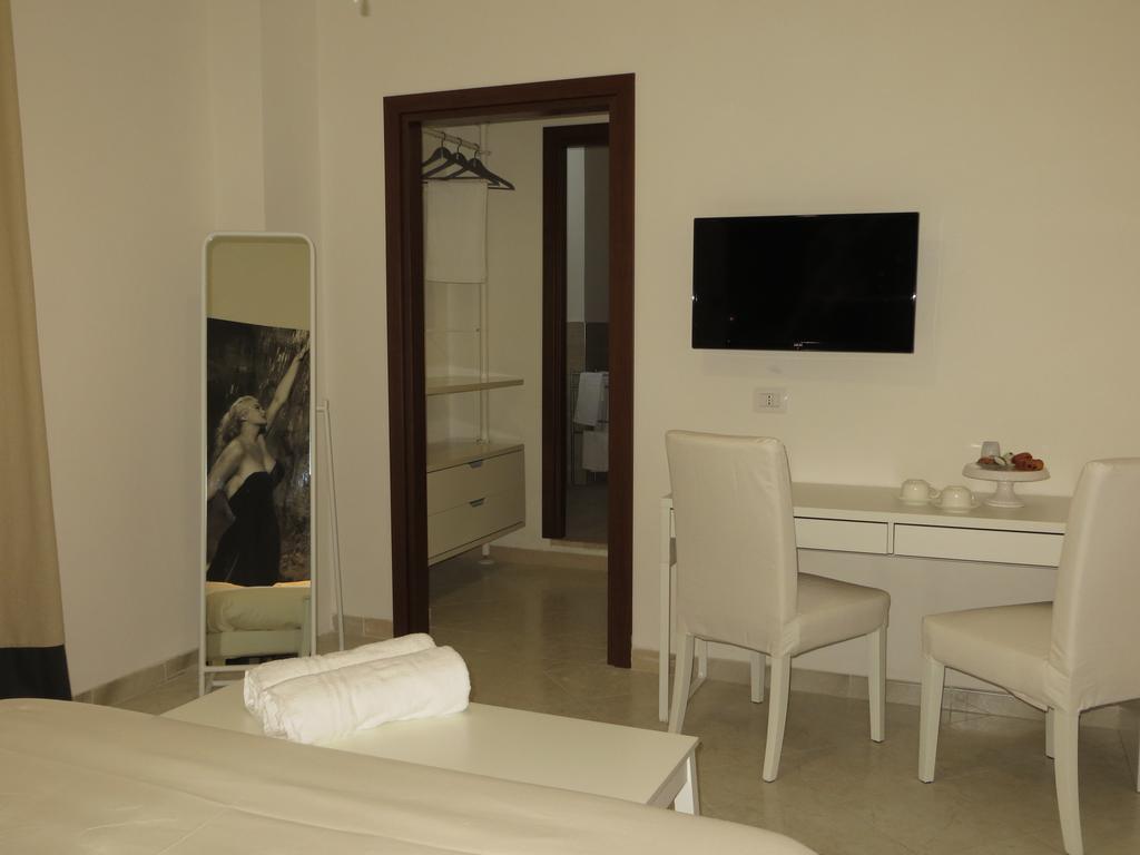 5 Rooms Affittacamere ชิวิตาเวกเกีย ห้อง รูปภาพ